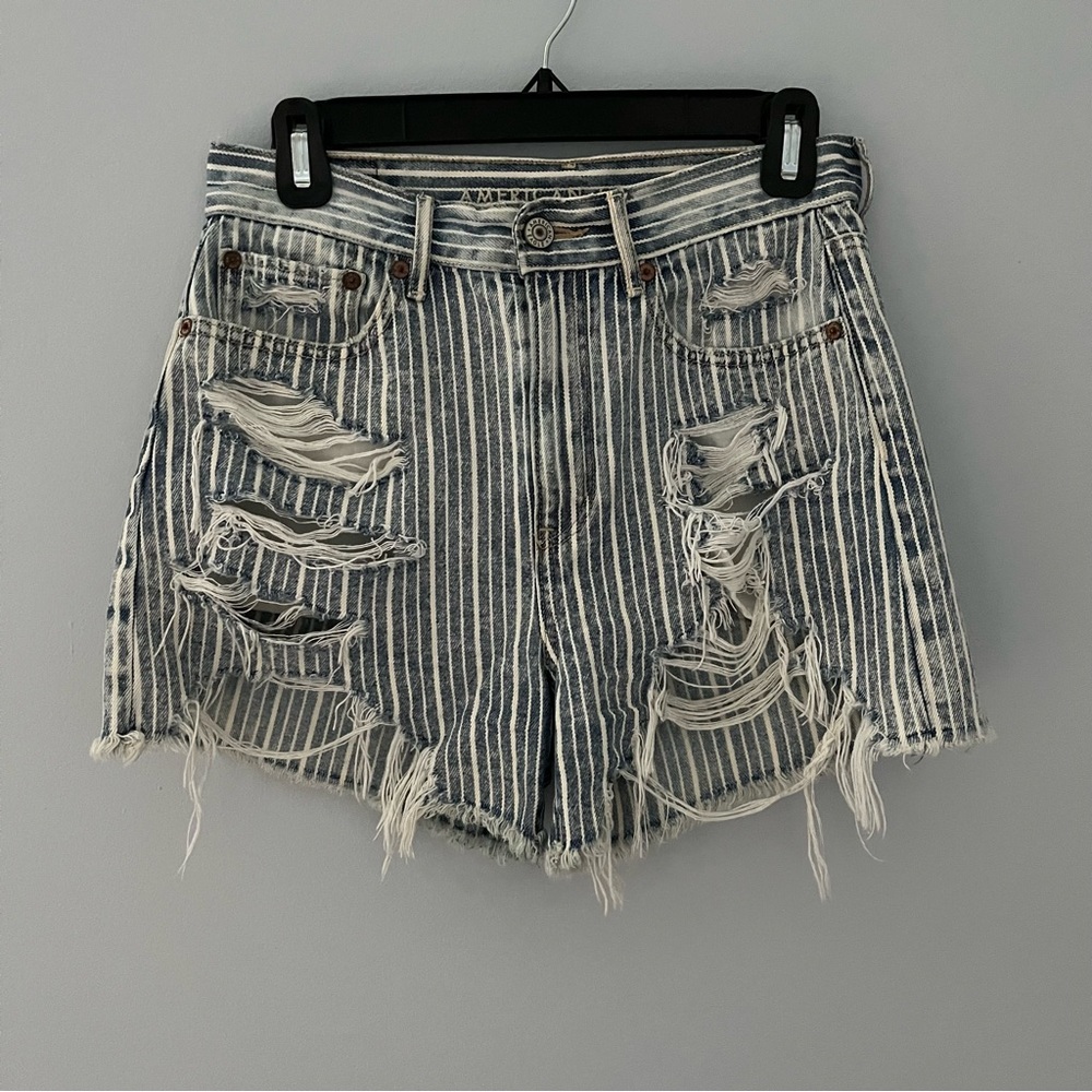 American Eagle Shorts Womens 2 Blue White Stripes 90s Boyfriend Denim Distressed